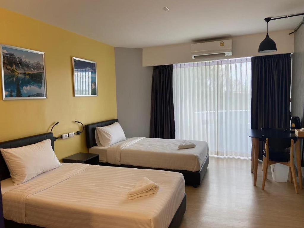 Hotel Dluxx Thammasat Pathum Thani Zewnętrze zdjęcie
